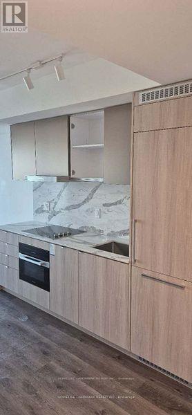 1807 - 771 Yonge Street, Toronto, Ontario  M4W 2G4 - Photo 6 - C12644570