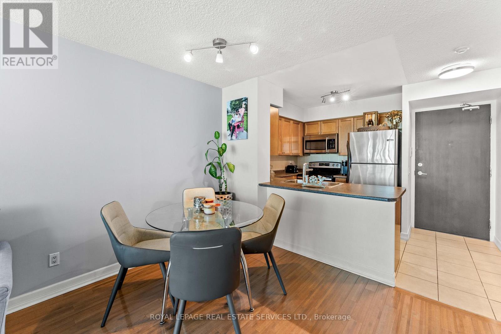 1103 - 225 Sherway Gardens Road, Toronto, Ontario  M9C 0A3 - Photo 21 - W12644554