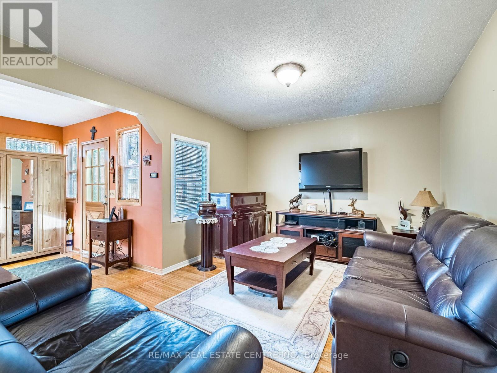 64 Eaglewood Boulevard, Mississauga, Ontario  L5G 1V4 - Photo 13 - W12644562