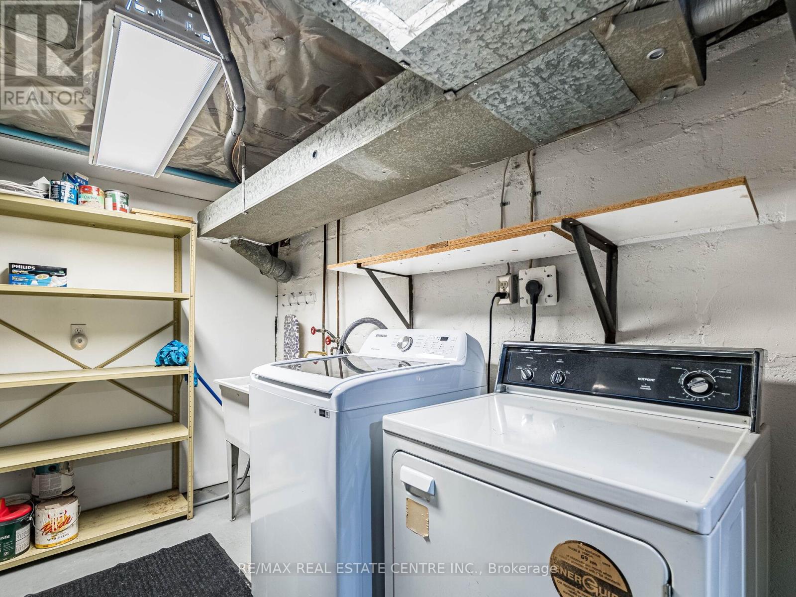 64 Eaglewood Boulevard, Mississauga, Ontario  L5G 1V4 - Photo 28 - W12644562