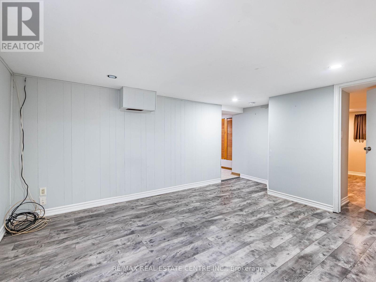 64 Eaglewood Boulevard, Mississauga, Ontario  L5G 1V4 - Photo 31 - W12644562