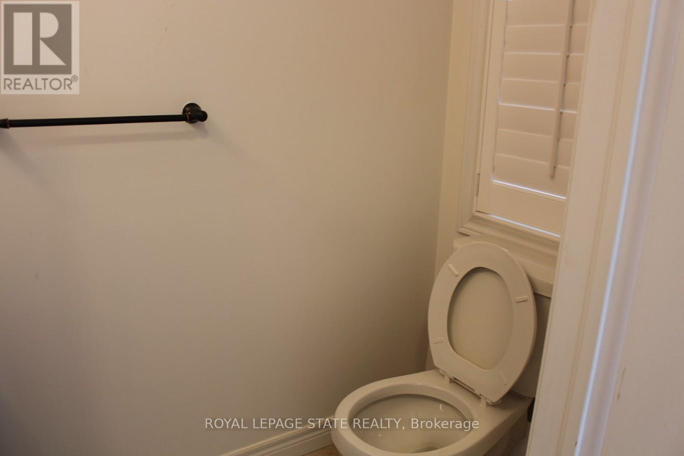 27 Waterbridge Street, Hamilton, Ontario  L8J 0E3 - Photo 8 - X12644572