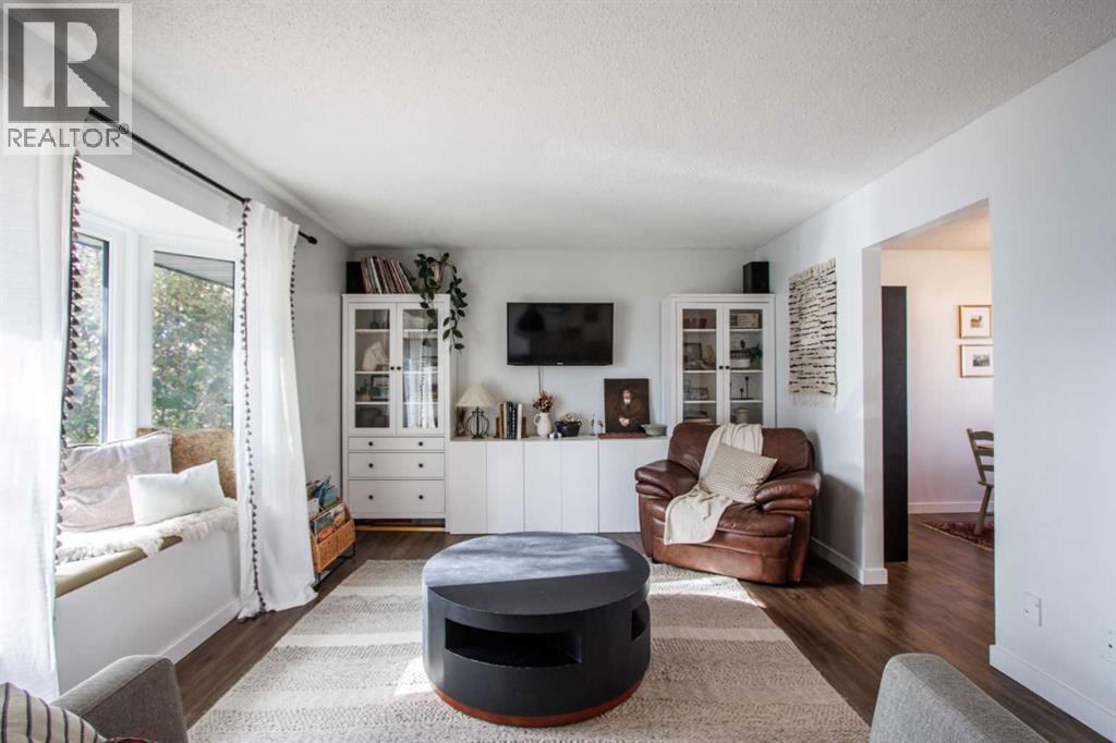 1218 Centre Street, Carstairs, Alberta  T0M 0N0 - Photo 6 - A2263478