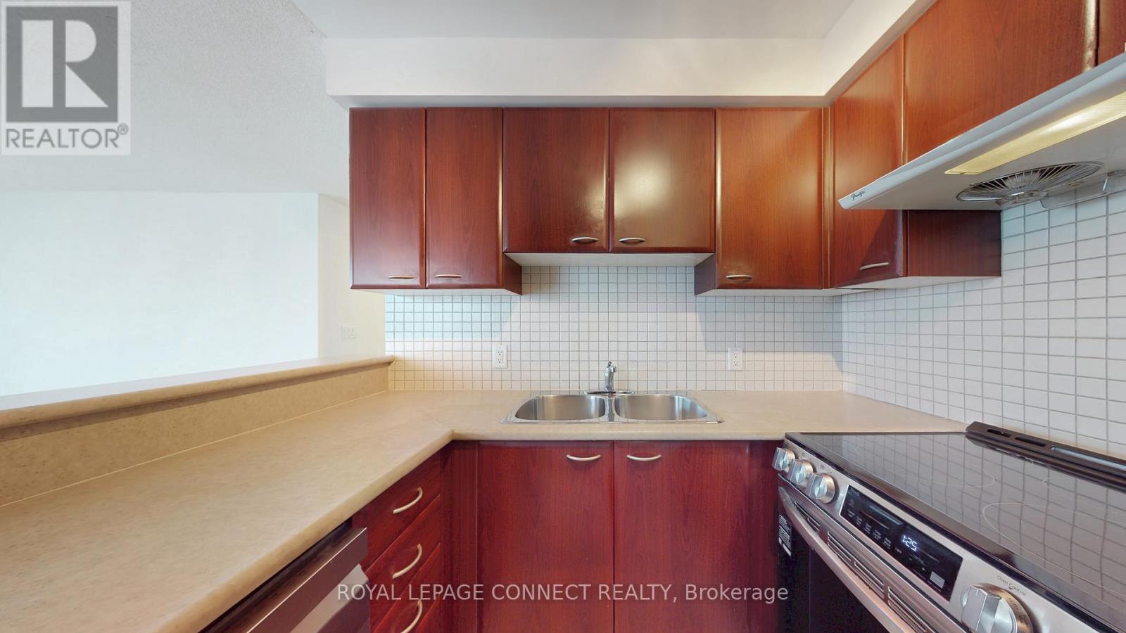 3111 - 36 Lee Centre Drive, Toronto, Ontario  M1H 3J1 - Photo 17 - E12644614