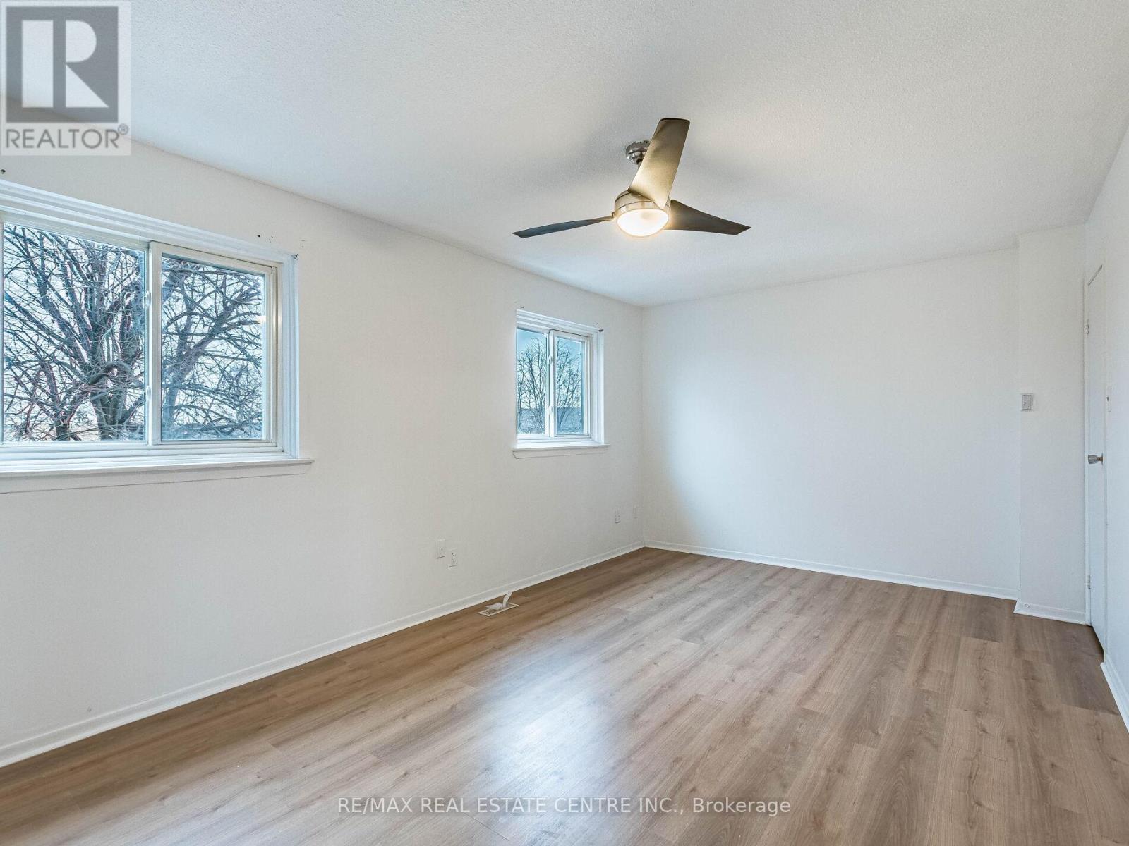 5 Moregate Crescent, Brampton, Ontario L6S 3K9 - Photo 21 - W12644590