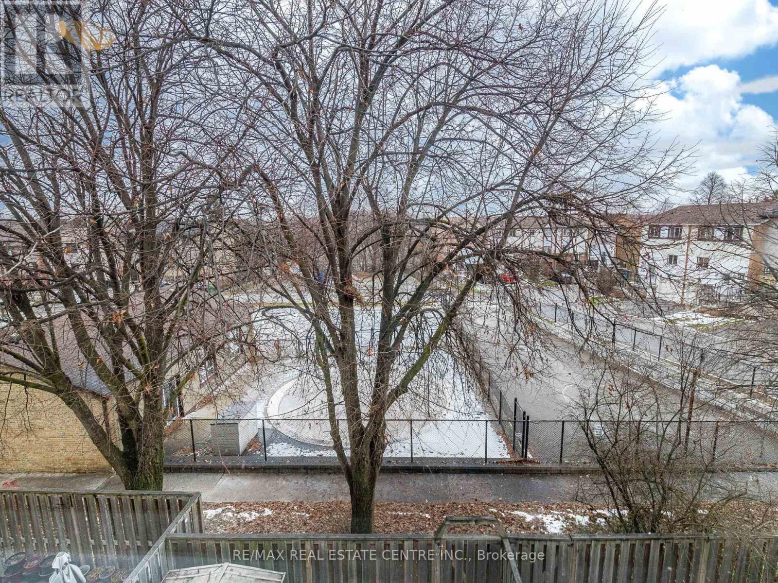 5 Moregate Crescent, Brampton, Ontario L6S 3K9 - Photo 23 - W12644590