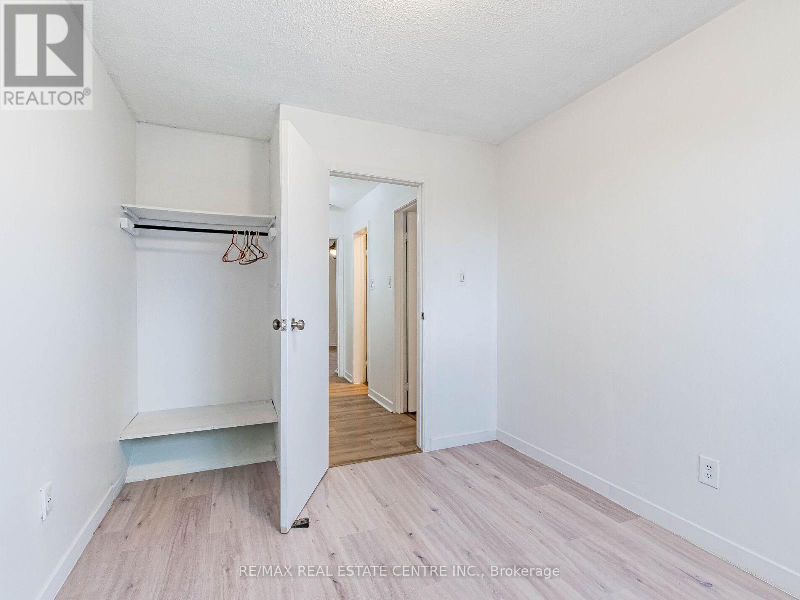 5 Moregate Crescent, Brampton, Ontario L6S 3K9 - Photo 29 - W12644590