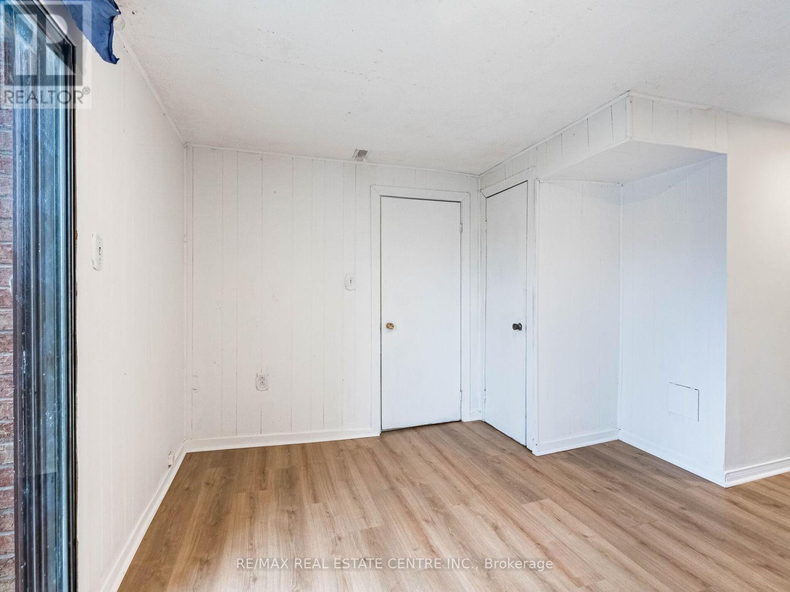 5 Moregate Crescent, Brampton, Ontario L6S 3K9 - Photo 36 - W12644590