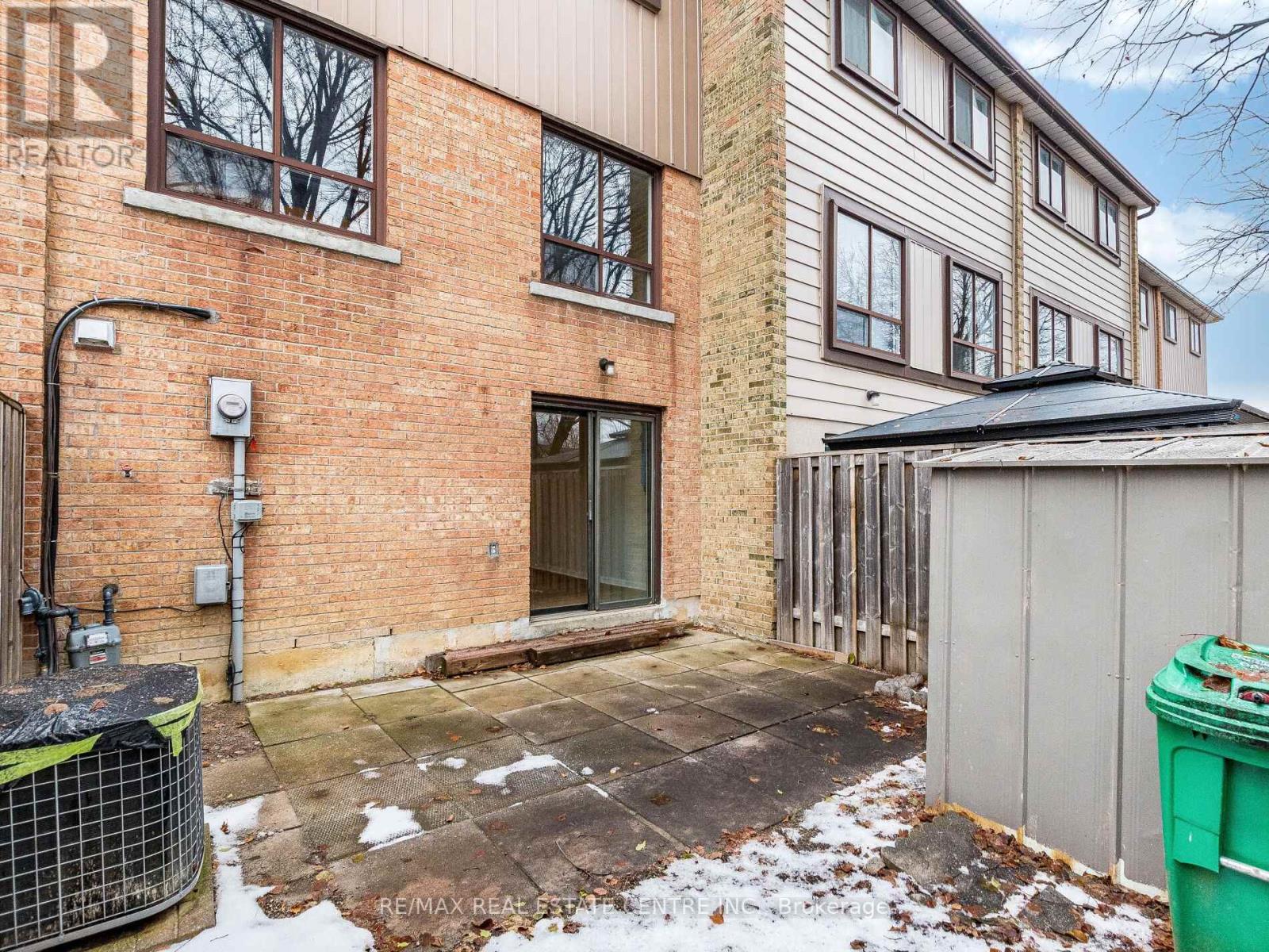 5 Moregate Crescent, Brampton, Ontario L6S 3K9 - Photo 38 - W12644590