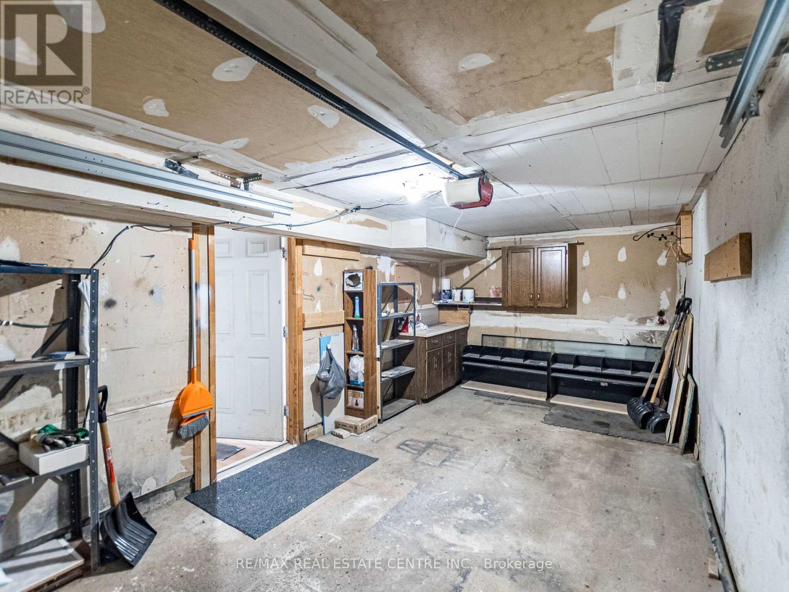 5 Moregate Crescent, Brampton, Ontario L6S 3K9 - Photo 40 - W12644590