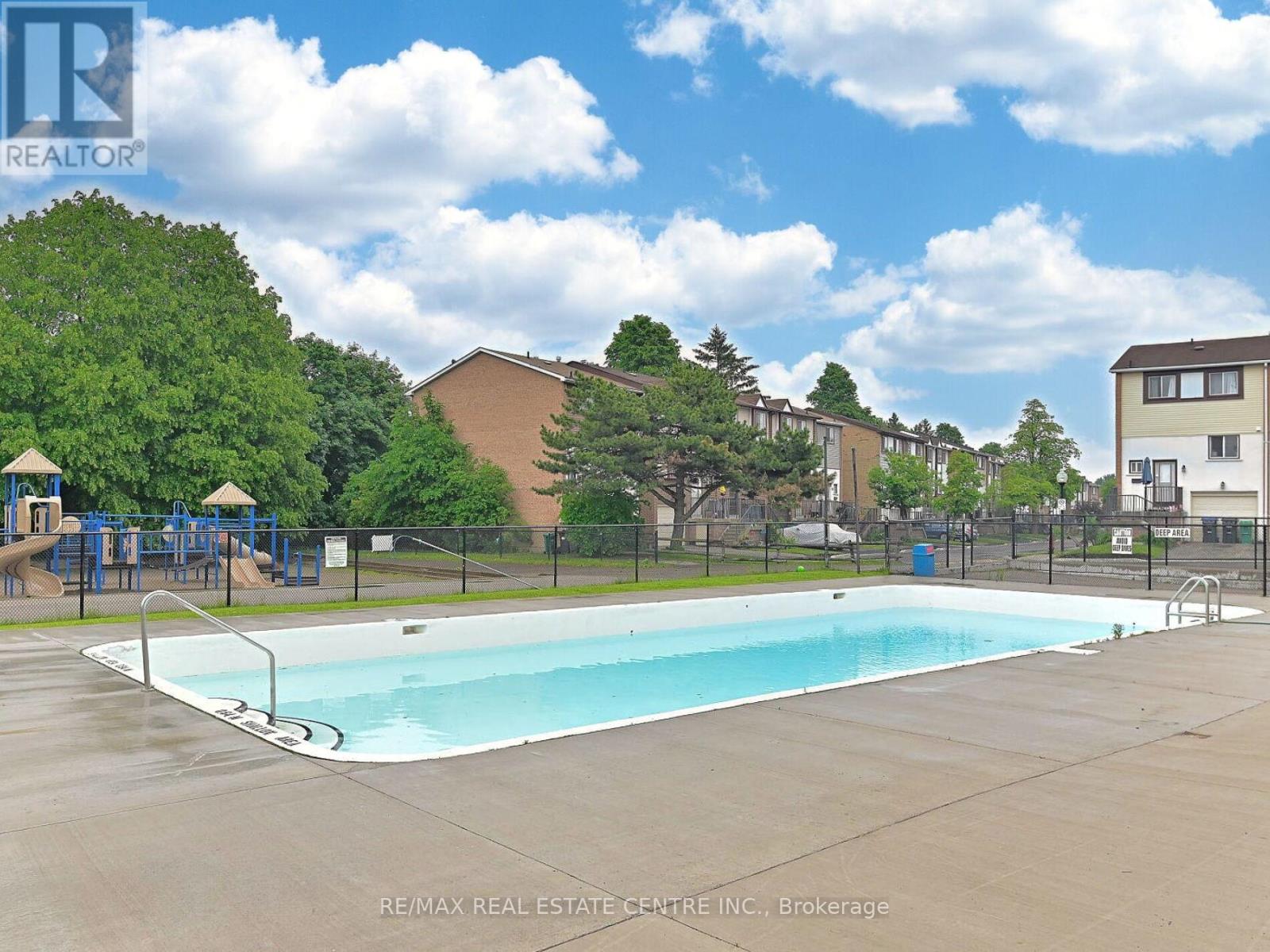 5 Moregate Crescent, Brampton, Ontario L6S 3K9 - Photo 42 - W12644590