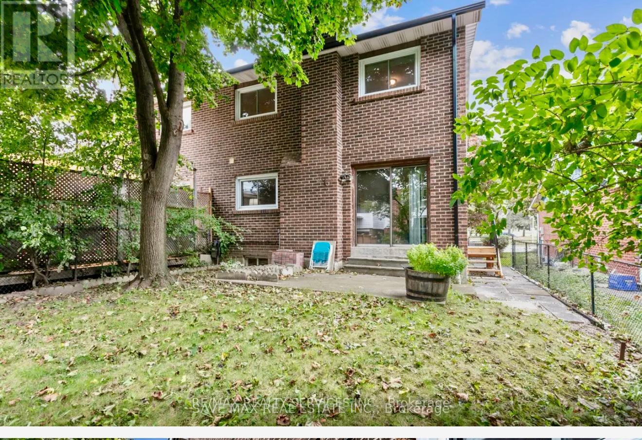 59 LIONSHEAD OUT, Brampton, Ontario