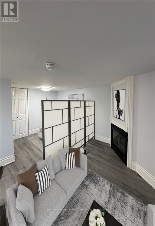 9 - 75 Mcintyre Crescent, Halton Hills, Ontario  L7G 1N5 - Photo 4 - W12644608