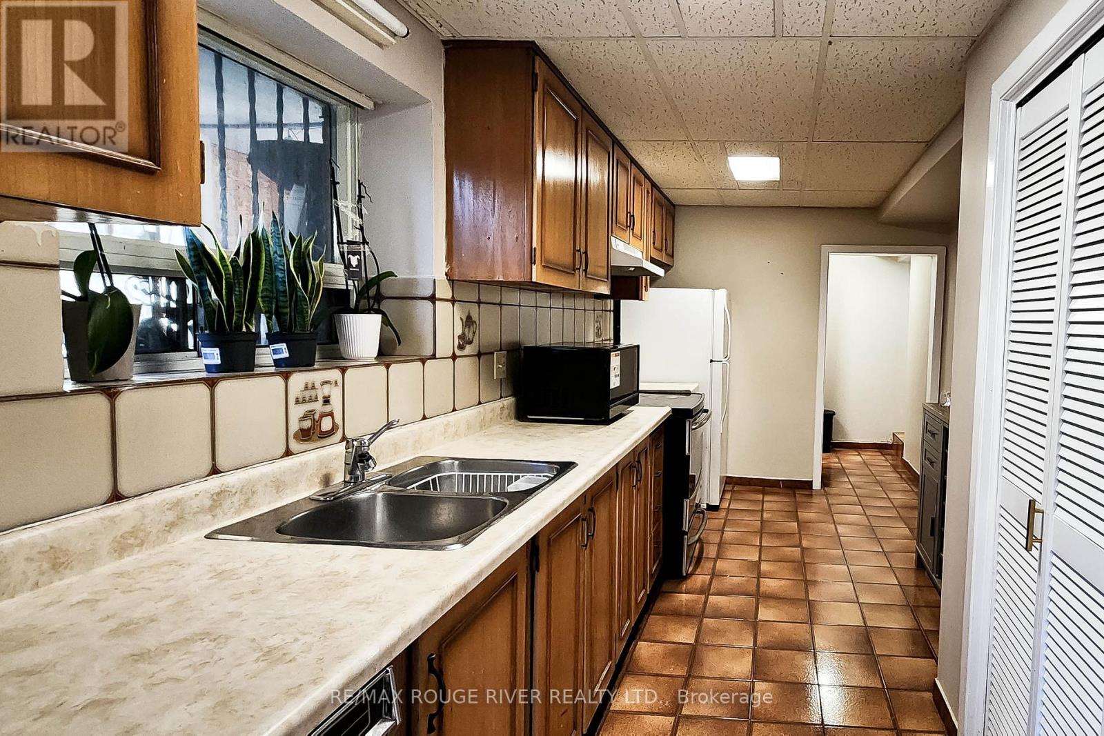 22 Annabelle Drive, Toronto, Ontario  M9V 3B6 - Photo 29 - W12644612