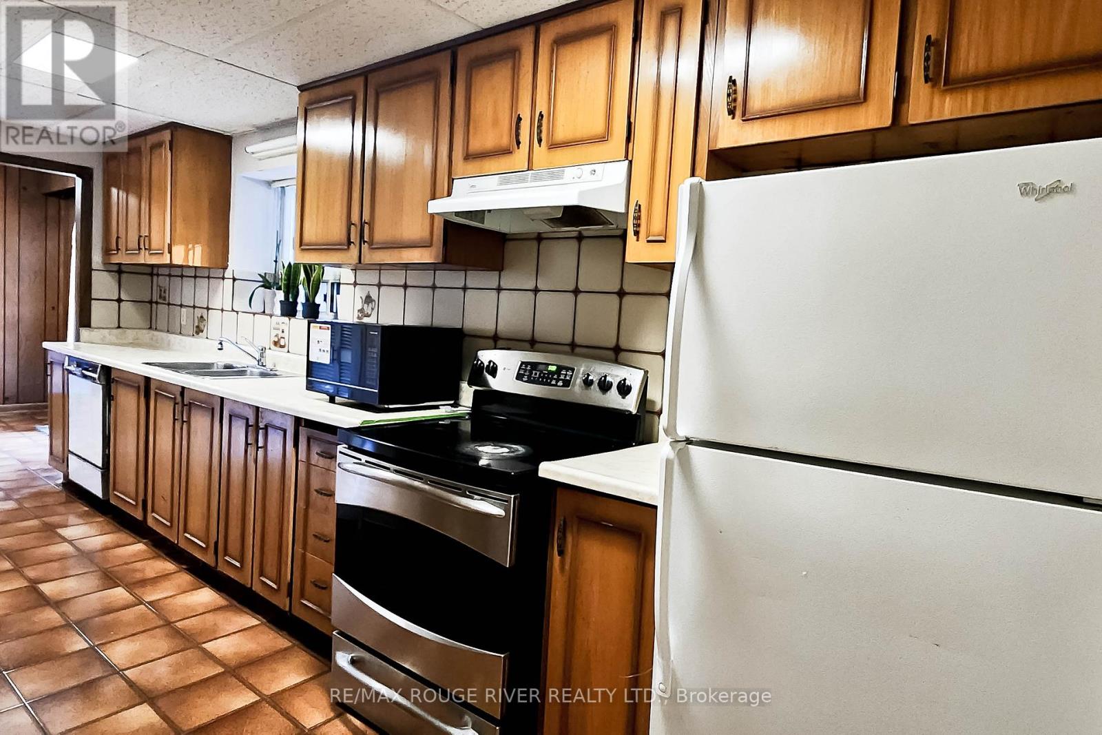 22 Annabelle Drive, Toronto, Ontario  M9V 3B6 - Photo 30 - W12644612