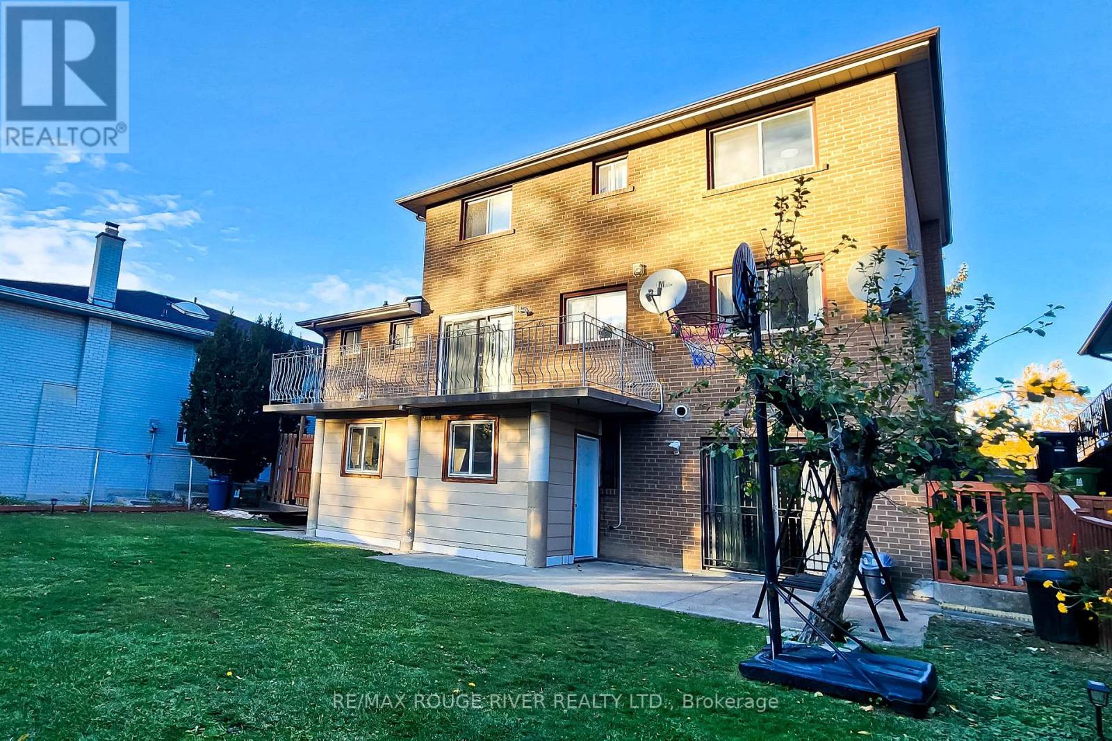 22 Annabelle Drive, Toronto, Ontario  M9V 3B6 - Photo 31 - W12644612