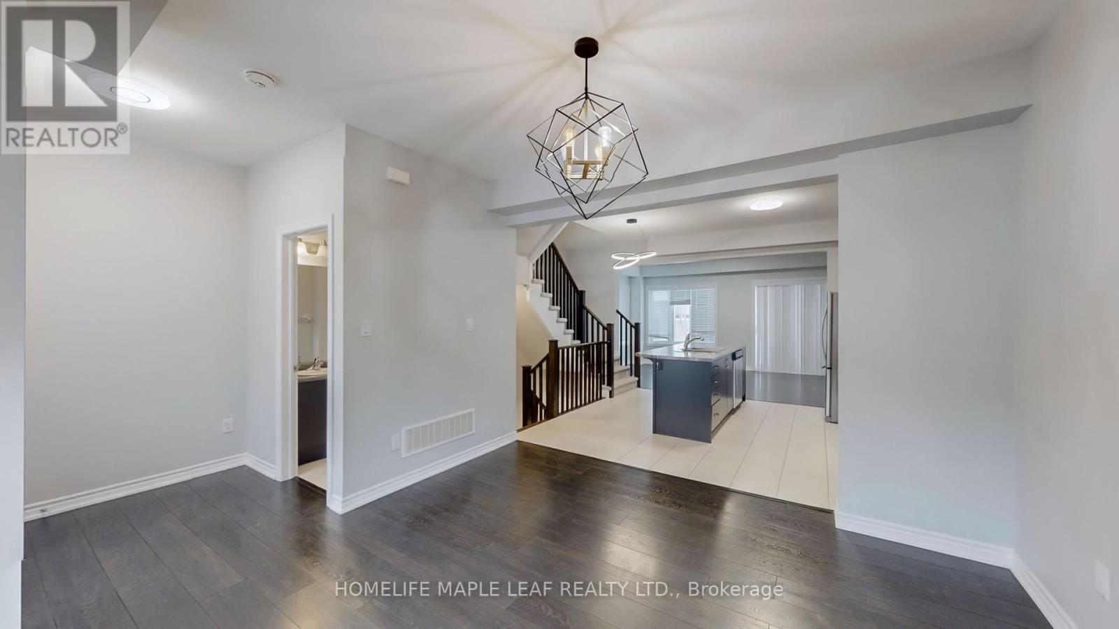 26 Borers Creek Circle, Hamilton, Ontario  L8B 1W3 - Photo 10 - X12644610