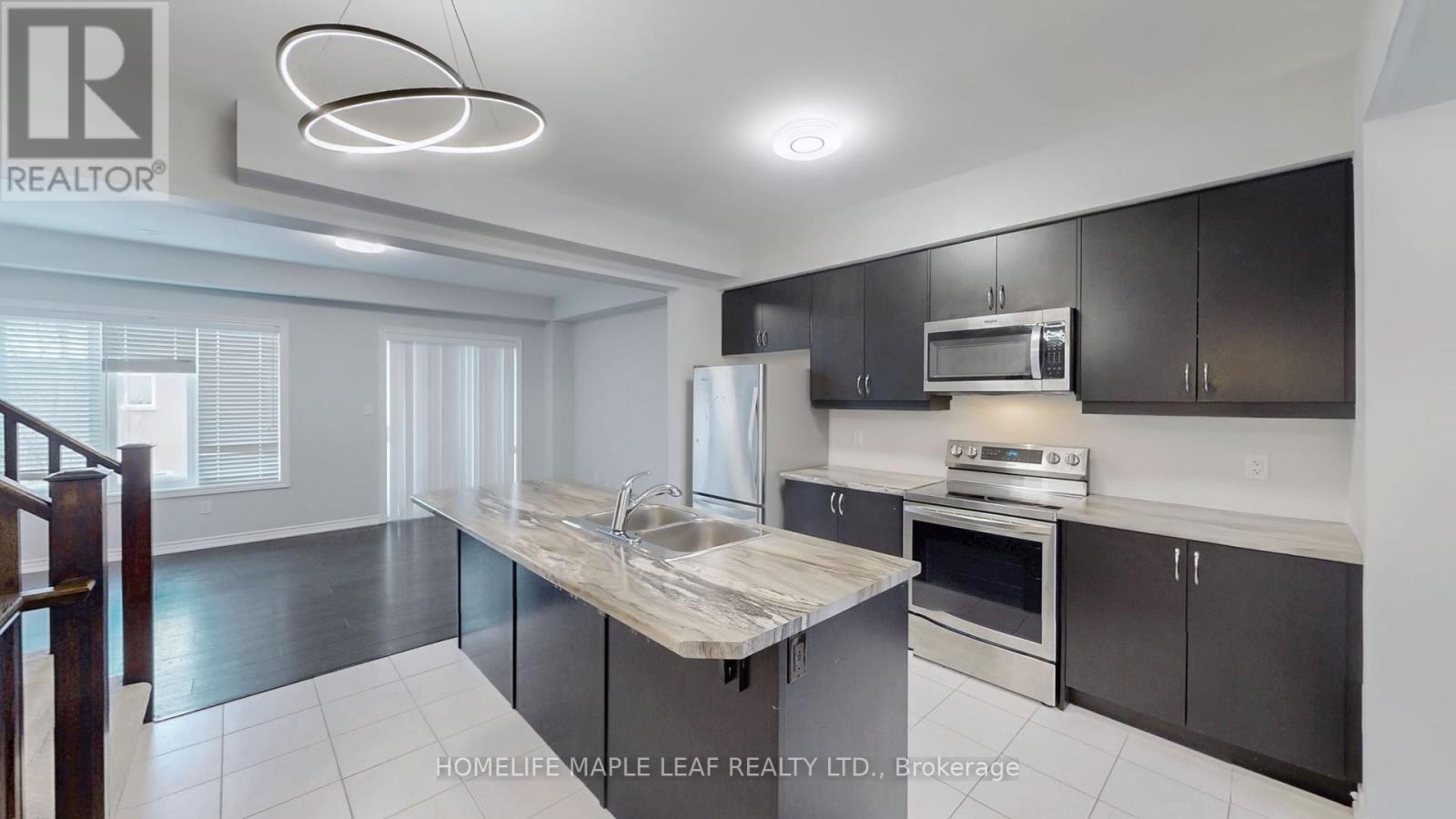 26 Borers Creek Circle, Hamilton, Ontario  L8B 1W3 - Photo 18 - X12644610