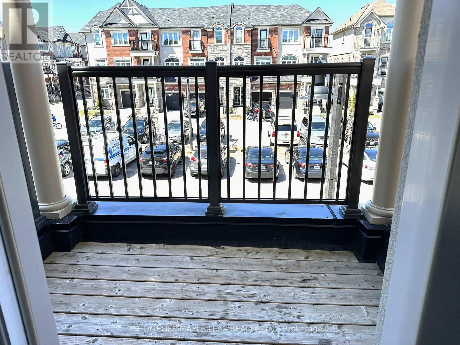 26 Borers Creek Circle, Hamilton, Ontario  L8B 1W3 - Photo 6 - X12644610