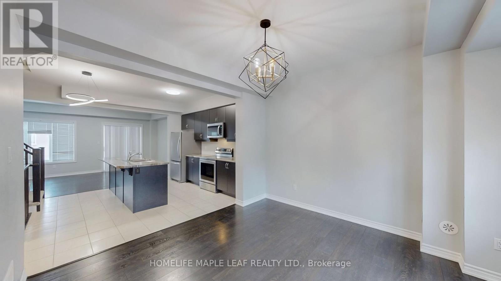 26 Borers Creek Circle, Hamilton, Ontario  L8B 1W3 - Photo 9 - X12644610