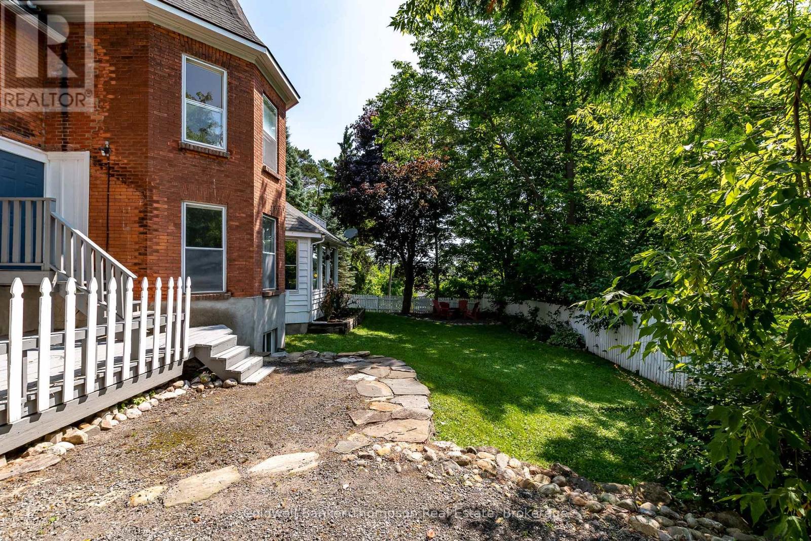 17 West Street N, Huntsville, Ontario  P1H 1X6 - Photo 42 - X12644654