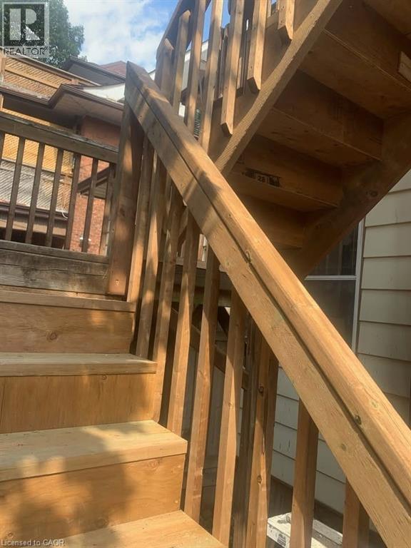 16 Eastbourne Avenue Unit# Upper, Hamilton, Ontario  L8M 2M7 - Photo 3 - 40792419