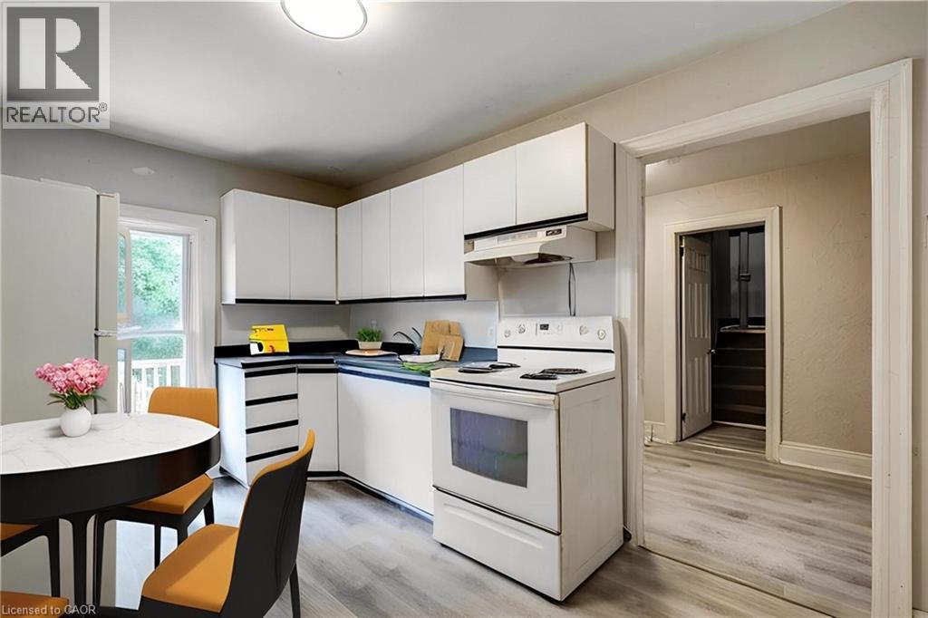 16 Eastbourne Avenue Unit# Upper, Hamilton, Ontario  L8M 2M7 - Photo 9 - 40792419