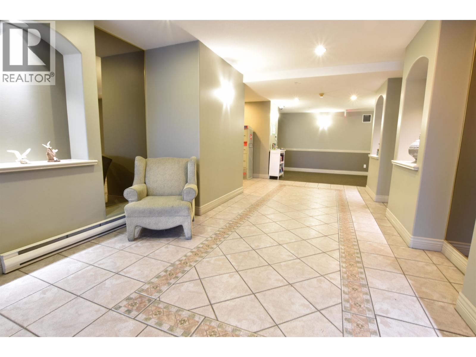 206 22230 North Avenue, Maple Ridge, British Columbia  V2X 2L5 - Photo 15 - R3074529