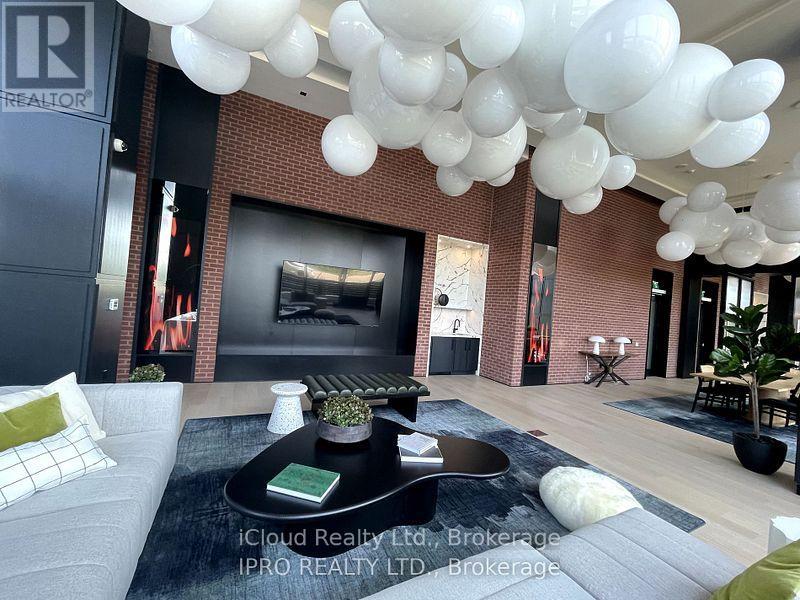 1706 - 3220 William Coltson Ave. Avenue, Oakville, Ontario  L6H 7X9 - Photo 10 - W12644256