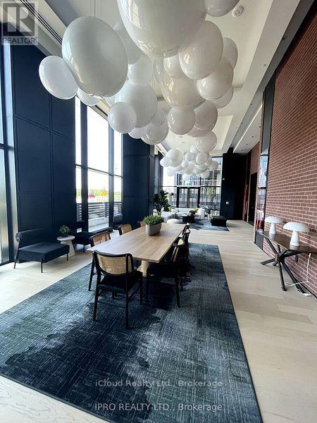 1706 - 3220 William Coltson Ave. Avenue, Oakville, Ontario  L6H 7X9 - Photo 12 - W12644256