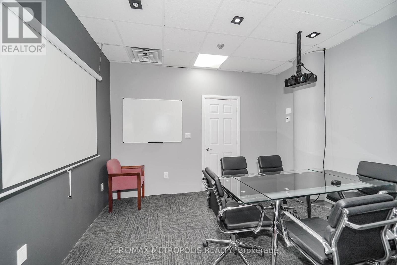 Unknown Address, ,     - Photo 13 - C12644636