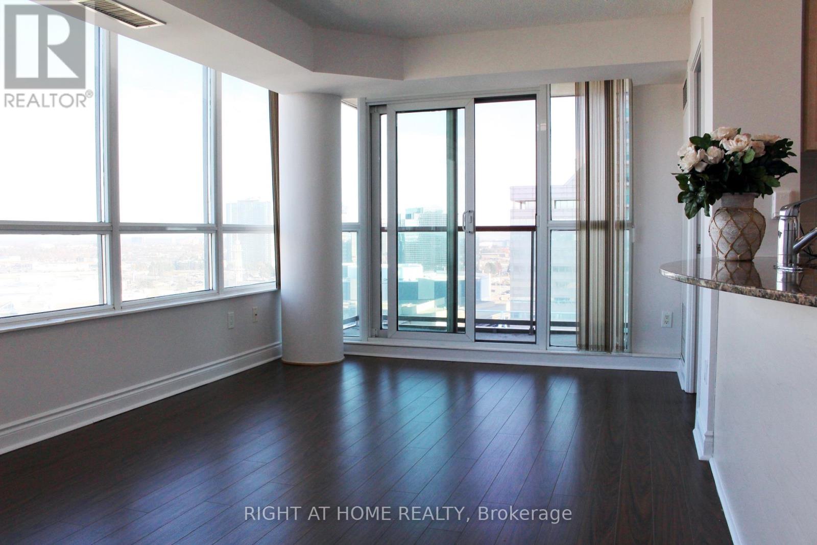 1204 - 50 Brian Harrison Way, Toronto (Bendale), Ontario  M1P 5J4 - Photo 5 - E12644638