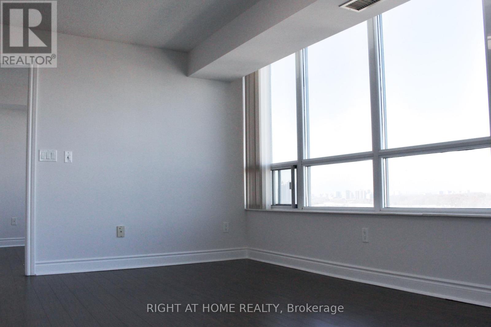 1204 - 50 Brian Harrison Way, Toronto (Bendale), Ontario  M1P 5J4 - Photo 6 - E12644638