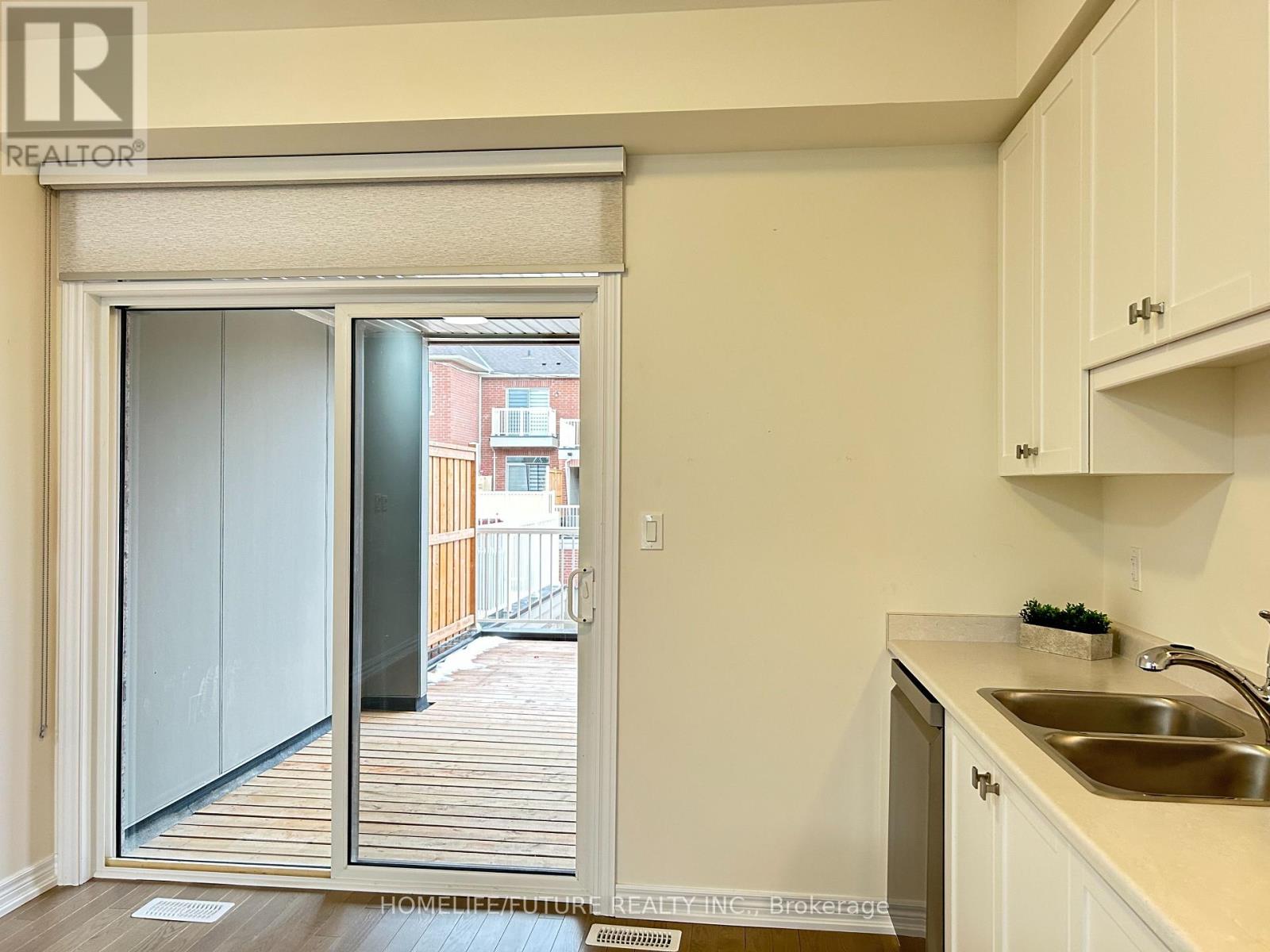 2845 Whites Road, Pickering, Ontario  L1X 0P4 - Photo 10 - E12644652