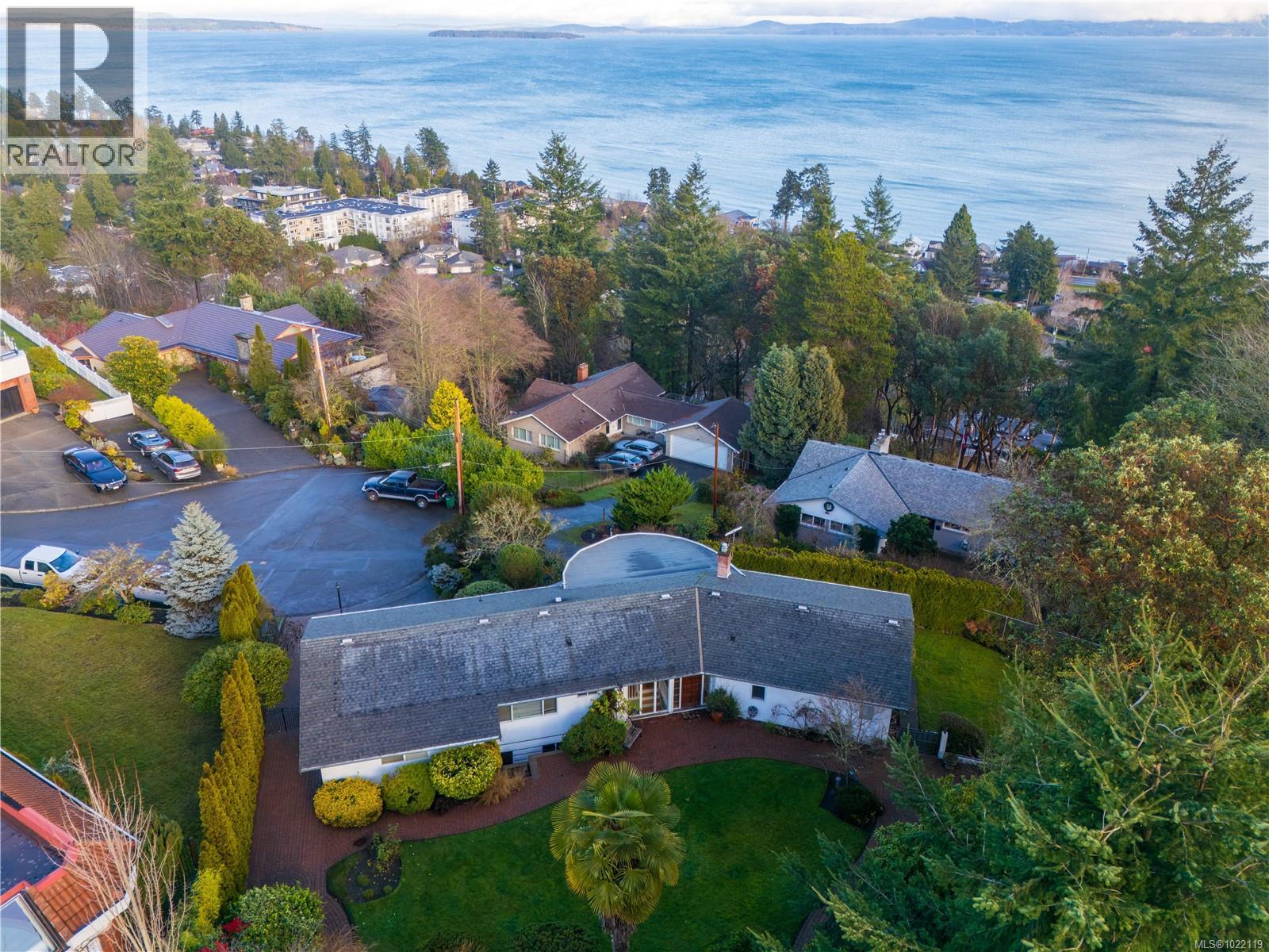 5054 Catalina Terr, Saanich, British Columbia  V8Y 2A5 - Photo 80 - 1022119