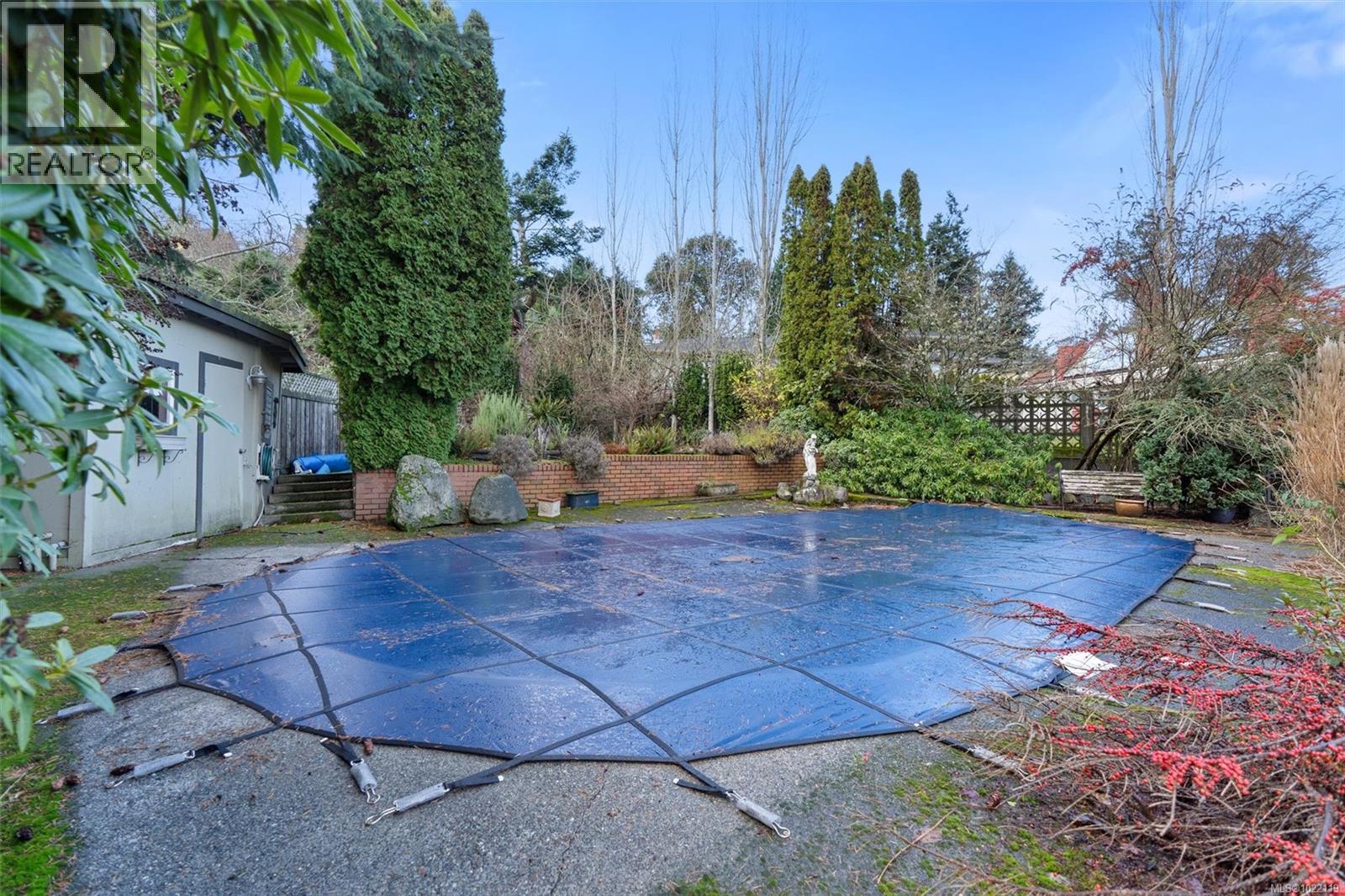 5054 Catalina Terr, Saanich, British Columbia  V8Y 2A5 - Photo 68 - 1022119