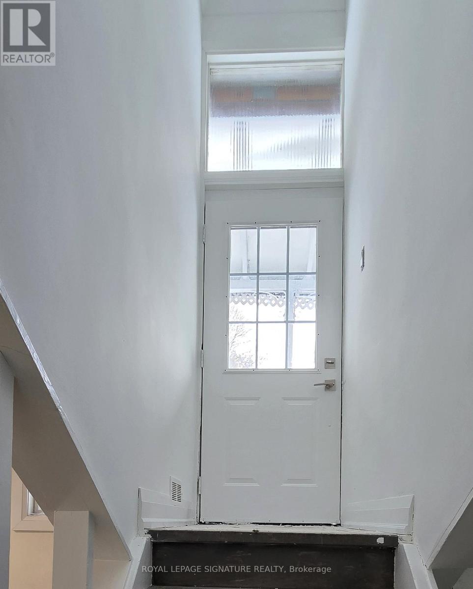 Bsmt - 383 Fernleigh Circle N, Richmond Hill, Ontario  L4C 1E4 - Photo 2 - N12643800