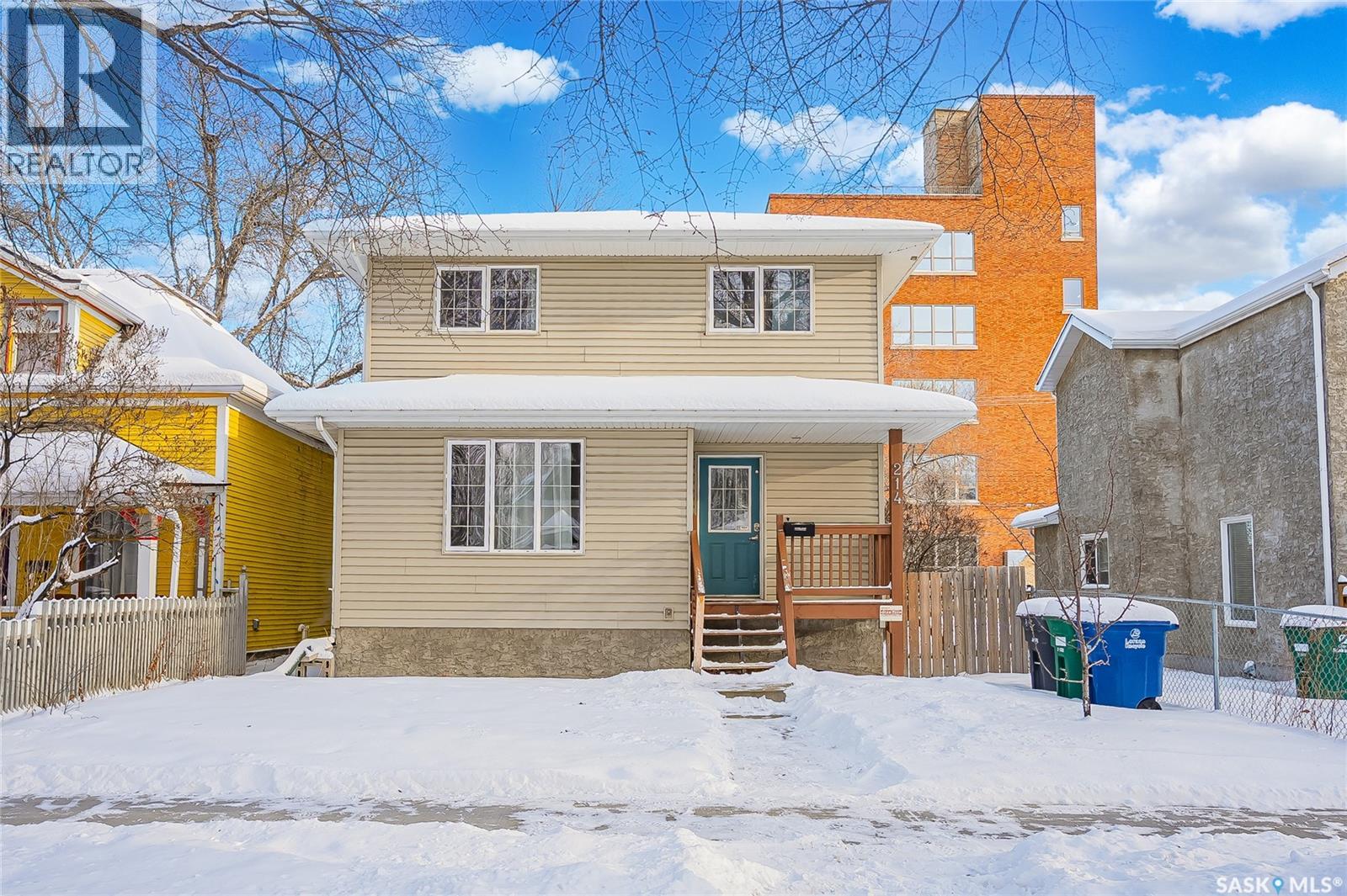 214 E AVENUE N, Saskatoon, Saskatchewan