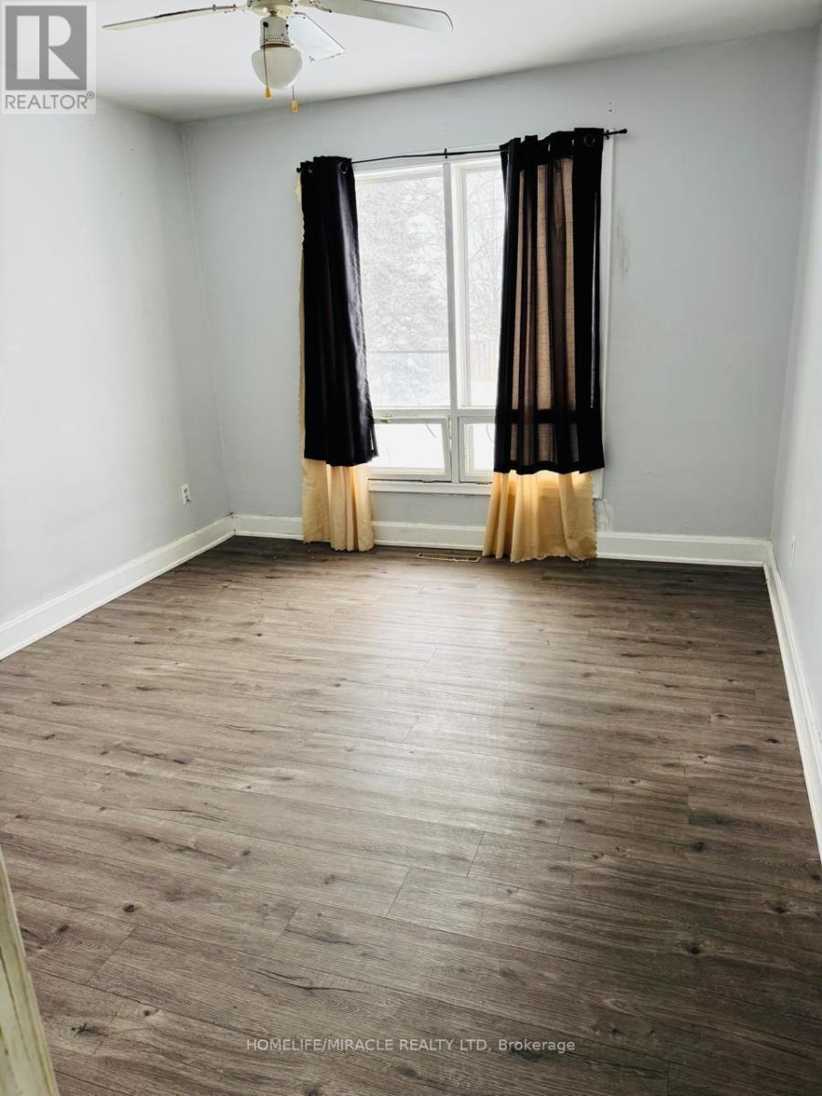 12084 Hurontario Street, Brampton (Snelgrove), Ontario  L7A 1E6 - Photo 5 - W12644634