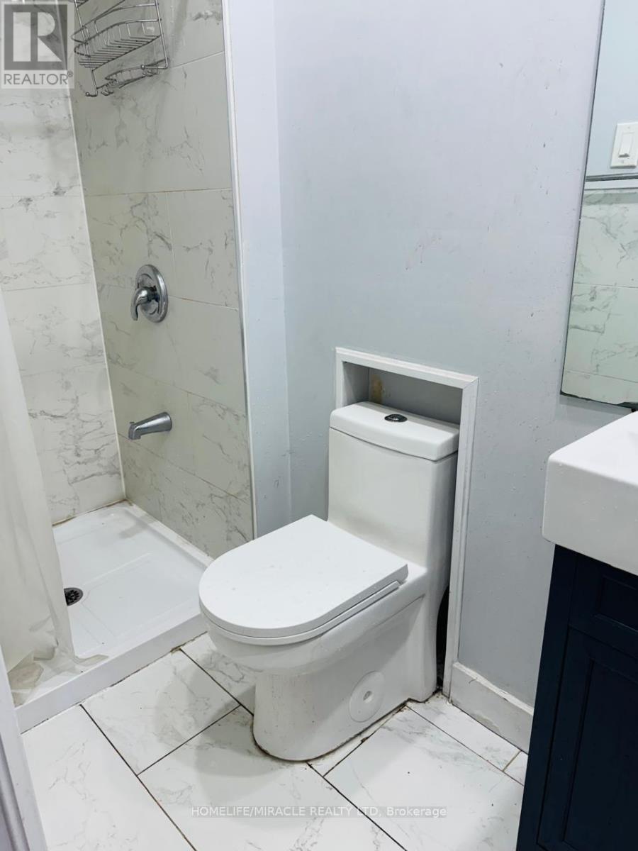 12084 Hurontario Street, Brampton (Snelgrove), Ontario  L7A 1E6 - Photo 7 - W12644634