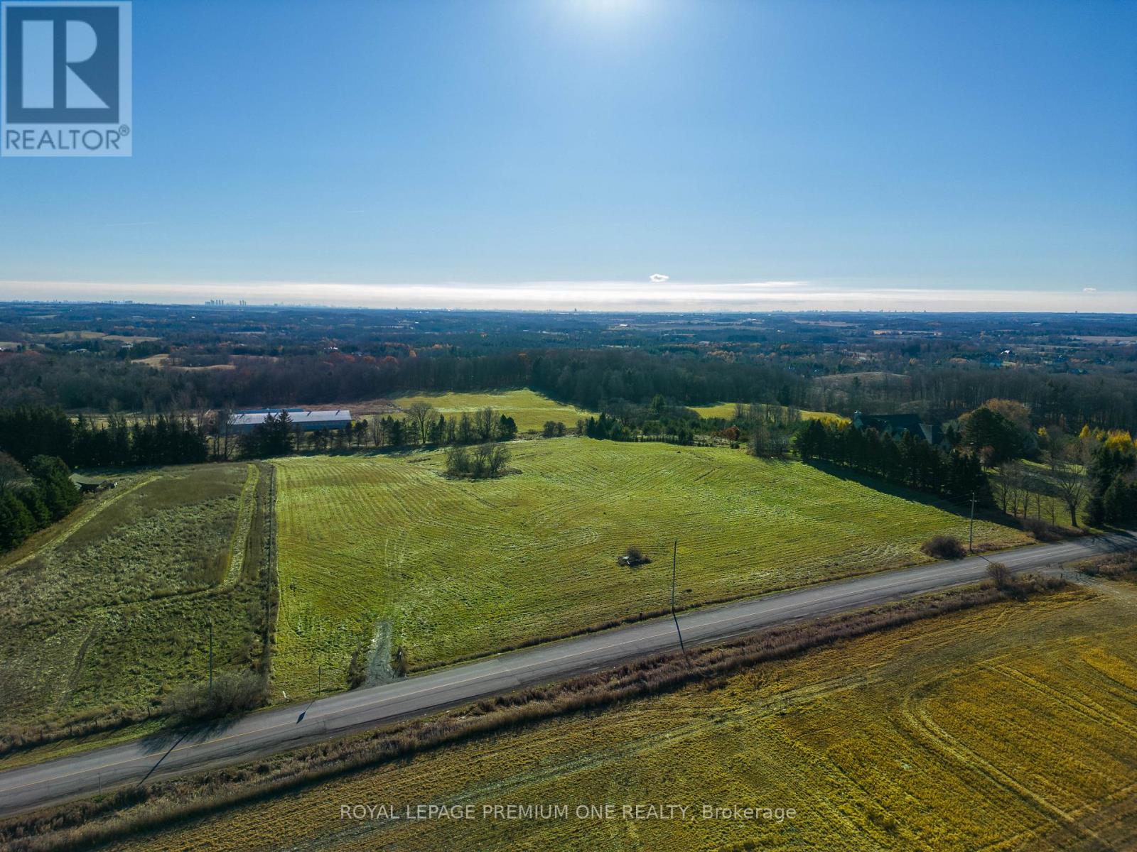 10375 Old Church Road, Caledon, Ontario  L7E 0R2 - Photo 5 - W12644650
