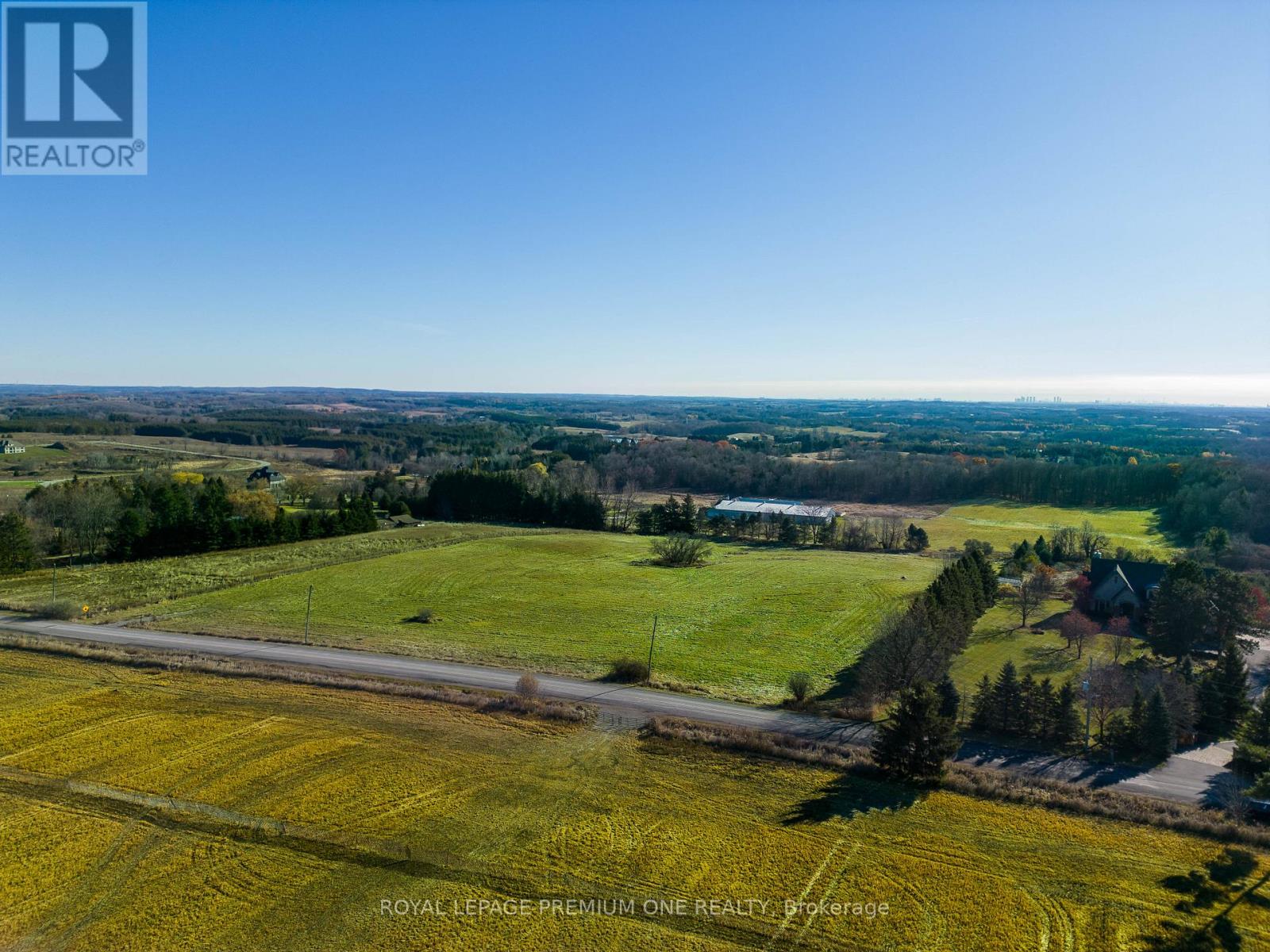 10375 Old Church Road, Caledon, Ontario  L7E 0R2 - Photo 9 - W12644650