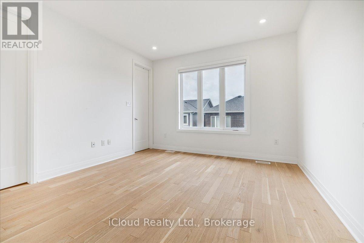 925 Hickory Crescent, Milton (Cb Cobban), Ontario  L9E 1P6 - Photo 15 - W12644656