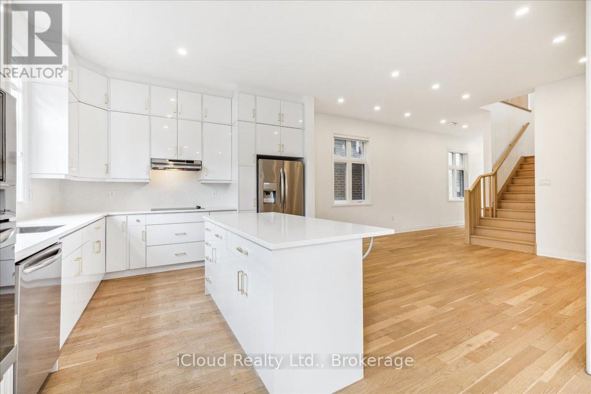 925 Hickory Crescent, Milton (Cb Cobban), Ontario  L9E 1P6 - Photo 7 - W12644656