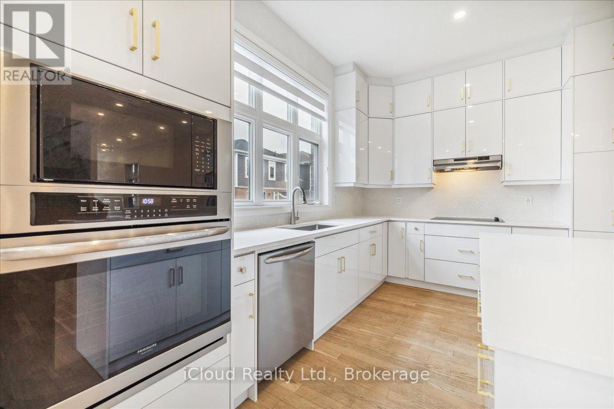 925 Hickory Crescent, Milton (Cb Cobban), Ontario  L9E 1P6 - Photo 8 - W12644656