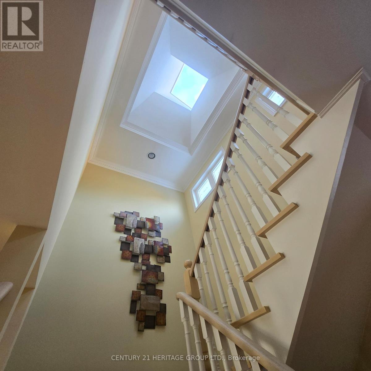 54 Farnham Drive, Richmond Hill (Bayview Hill), Ontario  L4B 4E7 - Photo 13 - N12641922