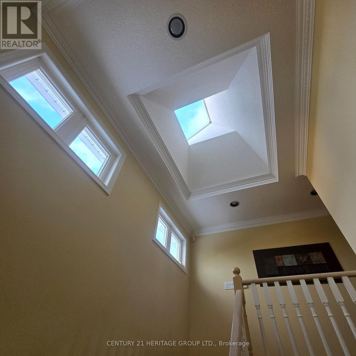 54 Farnham Drive, Richmond Hill (Bayview Hill), Ontario  L4B 4E7 - Photo 14 - N12641922