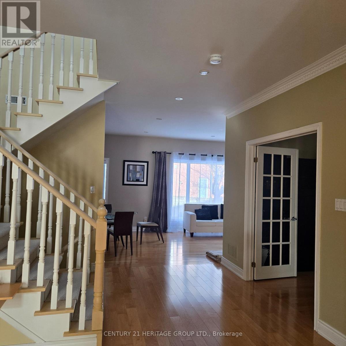 54 Farnham Drive, Richmond Hill (Bayview Hill), Ontario  L4B 4E7 - Photo 19 - N12641922