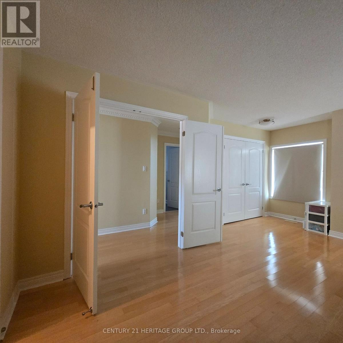 54 Farnham Drive, Richmond Hill (Bayview Hill), Ontario  L4B 4E7 - Photo 18 - N12641922