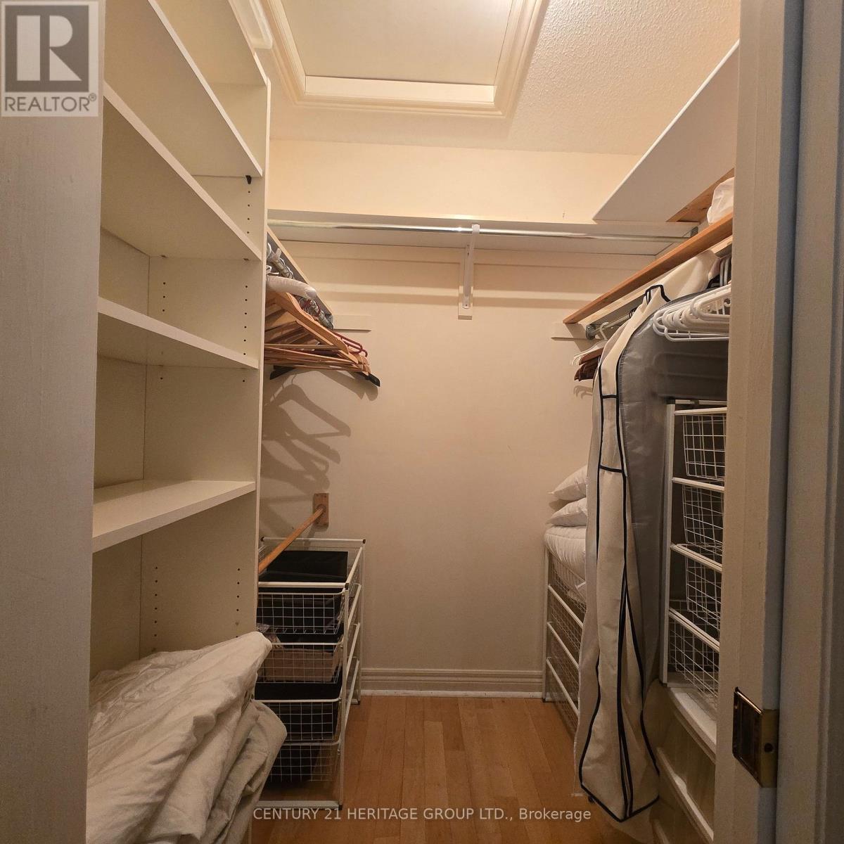 54 Farnham Drive, Richmond Hill (Bayview Hill), Ontario  L4B 4E7 - Photo 20 - N12641922